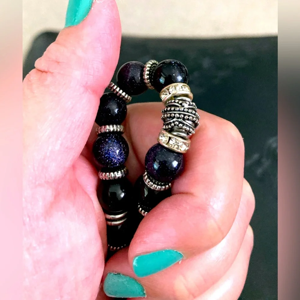 Beaded sparkling stretch bracelet